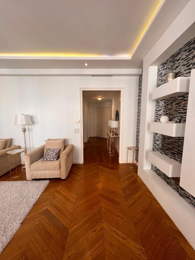 Champs-élysées - Hala Appartamento Parigi